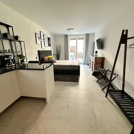 公寓 4 科马尔纳